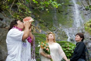 Oahu waterfall wedding